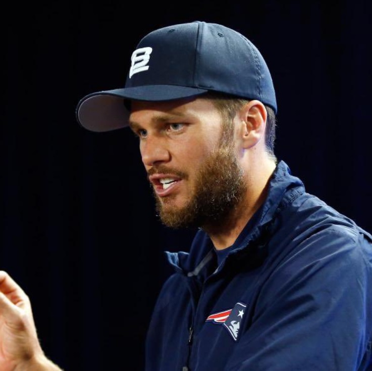 PHOTO Tom Brady Looked Like Chris Pratt When He Had A Beard