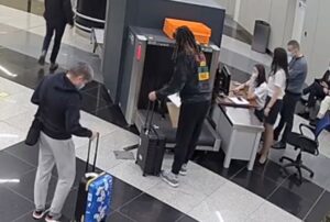 PHOTO Brittney Griner Was Wearing A Black Lives Matter Hoodie While Putting Luggage Through Security Checkpoint At Russian Airport