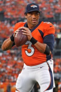 PHOTO Russell Wilson In A Denver Broncos Uniform