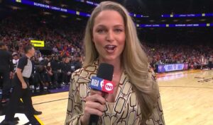 PHOTO Allie LaForce Paying Homage To Chain Girl With Golden Chain Link Suit