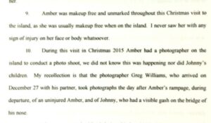 PHOTO Johnny Depp's Estate Manager Says Amber Heard Wore No Make-Up During Christmas Holiday Away In The Bahamas With Johnny Depp