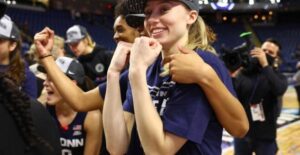 PHOTO Paige Bueckers Will Have Hundreds Of Men Ready To Marry Her After She Graduates College With This Smile