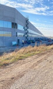 PHOTO Tesla Headquarters In Austin Is So Big It Looks Like It's In The Middle Of Nowhere