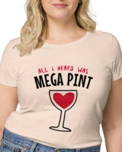 PHOTO All I Heard Was Mega Pint Amber Heard T-Shirt