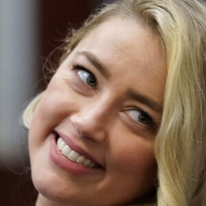 PHOTO Amber Heard Bleaches Her Teeth Because She Thinks She's The Hottest Fake Blonde On The Planet