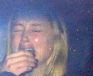 PHOTO Amber Heard Having The Time Of Her Life Drunk Crying