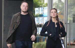 PHOTO Amber Heard Refusing To Hold Hands With Elon Musk When They Were Dating