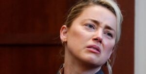 PHOTO If You Don't Think Amber Heard Is Disgusting Already This Face Will Convince You