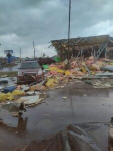 PHOTO Little Caesars Pizza In Gaylord Michigan Reduced To Rubble By Tornado