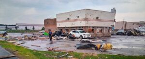 PHOTO Quick Lube In Gaylord Michigan Damaged By Tornado But Still Standing Somehow