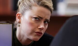 PHOTO Amber Heard's Face When Someone Tells Her She Commited Perjury