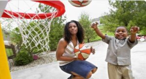 PHOTO Jaden Ivey Dunking On Nerf Ball Hoop With His Mom As A Toddler In The Driveway