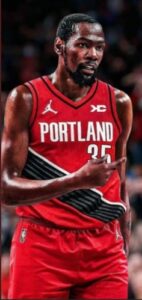 PHOTO Kevin Durant In A Portland Trailblazers Jersey