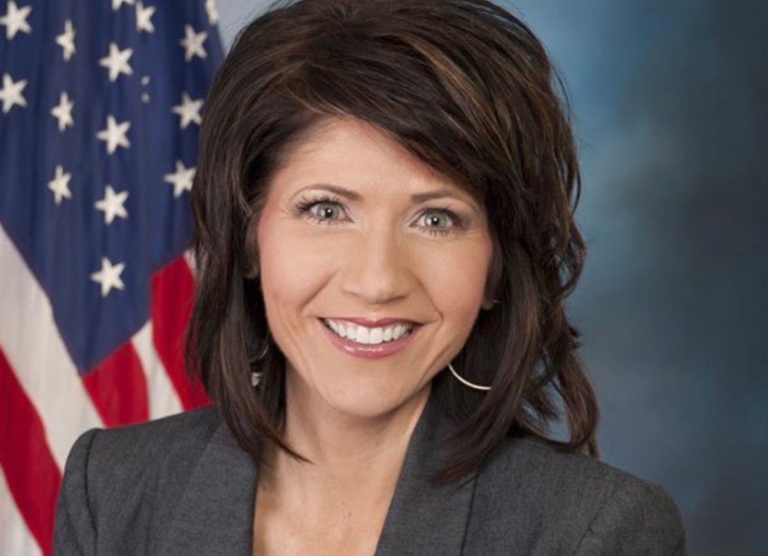 PHOTO Kristi Noem Recently Got More Face Injections To Improve Her ...