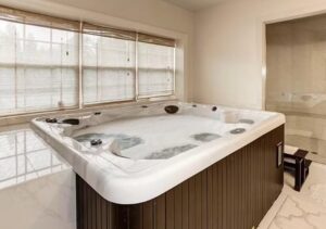 PHOTO Of Indoor Hot Tub Room Inside Amber Heard's Rented Mansion In McLean VA