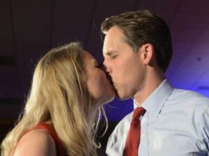 PHOTO Josh Hawley Kissing His Wife With As Much Excitement As Does When He Kisses Trump's Ass