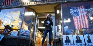 PHOTO Lauren Boebert Standing Outside Of Her Restaurant For The Last Time Before It Closed