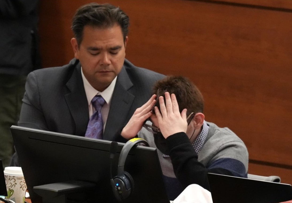 PHOTO Nikolas Cruz Putting On A Fake Act For The Jury