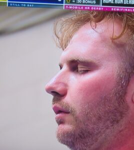 PHOTO Pete Alonso Meditating In Between Rounds During Home Run Derby Will Haunt Your Dreams