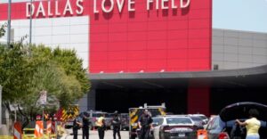 PHOTO Police Blocked Entrance To Dallas Love Field After Woman Shot At The Ceiling Inside Airport