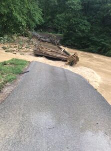 PHOTO Roads Blocked In Ary Kentucky From Floodwaters Overflowing Into The Road