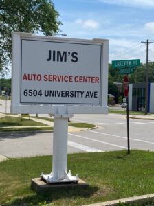 PHOTO Robert Crimo Buried His Working Cellphone In Dirt Outside Of Jim’s Auto Service Center In Middleton Wisconsin While On The Run From Police
