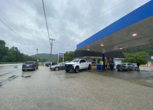 PHOTO Some Kentucky Residents Tried To Wait Out Flooding In Haddix Go Time