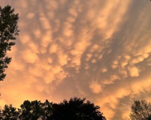 PHOTO Unreal Mammatus Clouds Over Geauga And Portage Counties In Ohio During Tornado