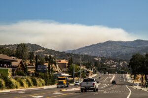 PHOTO Washburn Fire Can Be Seen From Oakhurst Grill In California