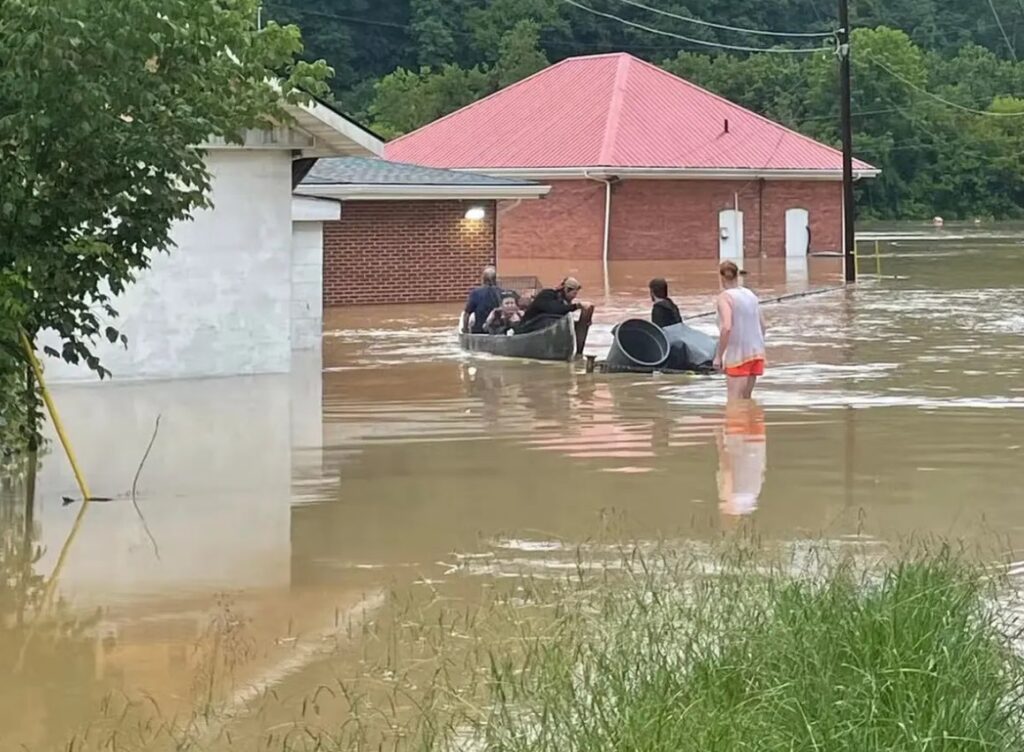 PHOTOS Heartbreaking Pictures Of Flooding 12 Feet High In Hazard Kentucky Where The Damage Is