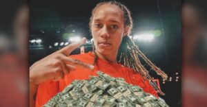 PHOTO Brittney Griner Posing With Piles Of $100 Bills