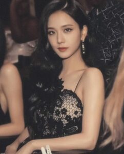 PHOTO Of Jisoo's Flawless Moment Posing For The Cameras At The VMA's
