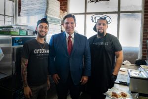 PHOTO Ron Destantis Loves Barbecue And Stopped By Another Bbq Joint In Florida