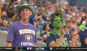 PHOTO Woman At Seahawks Game Dyed Her Entire Face Green