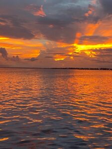 PHOTO Amazing Sunset From Peace River In Port Charlotte Florida And Complete Calm Before Hurricane Ian Hit