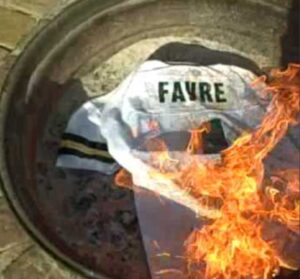 PHOTO Brett Favre's Jersey On Fire On A Grill Because He Got Caught Stealing Meme