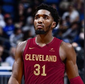 PHOTO Donovan Mitchell In A Cleveland Cavaliers Uniform