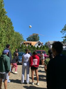 PHOTO High School AP Students Were Dismissed From School To Help Interpret And Play Volleyball In Parish House Parking Lot With Migrants At Martha's Vineyard
