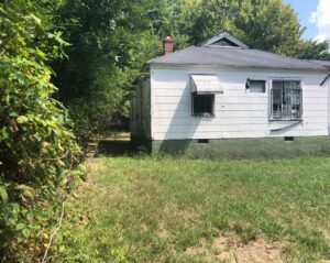 PHOTO Of Eliza Fletcher's Body Outside On The Door Steps Of Small House In South Memphis