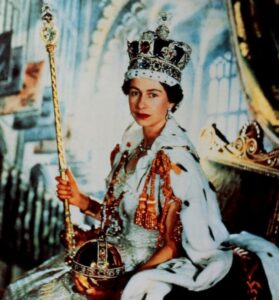 PHOTO Of Queen Elizabeth's 23K Jewels She Wore That Were From India