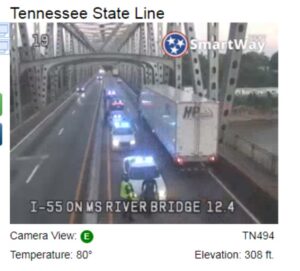 PHOTO Police Have Boxed In Car On I-55 Freeway Bridge In Memphis