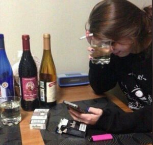 PHOTO Thinking About How Charles Becomes King When Queen Elizabeth Dies Meme