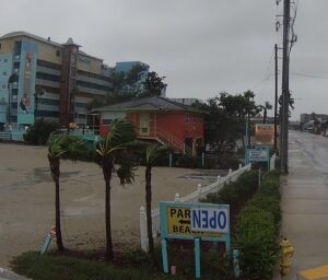 PHOTO Before And After View Of The Intersection Of Estero Blvd And Avenue C Facing West After Hurricane Ian Hit