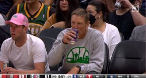 PHOTO Detlef Schrempf From Parks And Recreation In Attendance At Blazers Clippers Game In Seattle