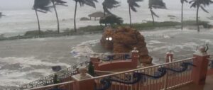 PHOTO Pink Shell Resort And Marina In Fort Myers Flooded Within An Hour Of Hurricane Ian Making Landfall On It