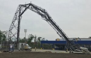 PHOTO Cell On Wheels Deployed In Mobile Alabama To Restore Service After Tornado Knocked It Out