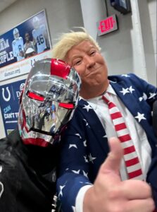 PHOTO Donald Trump Hanging With Dark Vader On Halloween