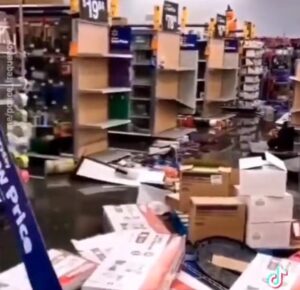 PHOTO Every Aisle In Buffalo Wal-Mart Wiped Out From Looters