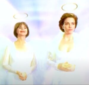 PHOTO Cindy Williams With A Halo And Angel Wings In Heaven