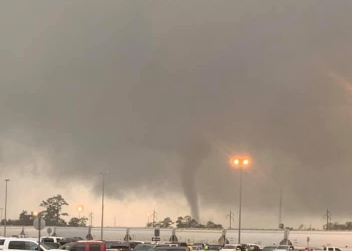PHOTO Close Up Of Tornado In Mont Belvieu